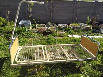 NEMOCNIČNÁ POLOHOVATEĽNÁ POSTEĽ - 4