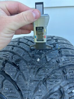 Zimné pneu NOKIAN 255/50 R19 - 4