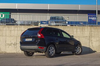 Volvo XC60 D5 (151kW) AWD Kinetic - 4
