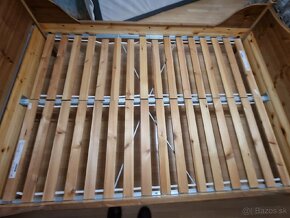 drevena posteľ - 140 x 200 cm - 4