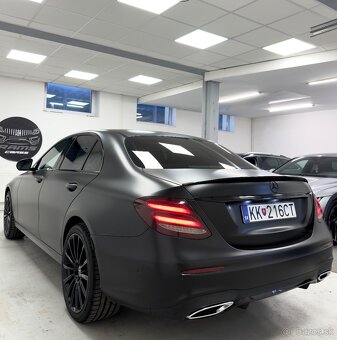 Mercedes E220d 4Matic Black Optic/Multibeam/Virtual cockpit - 4