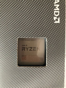 Predám - AMD Ryzen 9 3900XT - 4