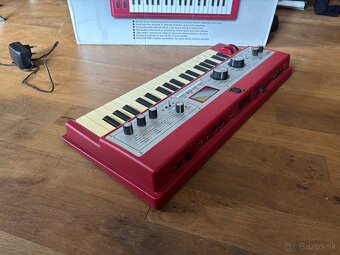MicroKorg XL rare RED - 4