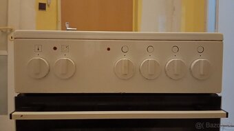 Sklokeramický šporák MORA - 4