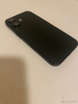 iPhone 16 - 4