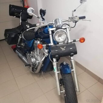 Suzuki intruder vs600 - 4