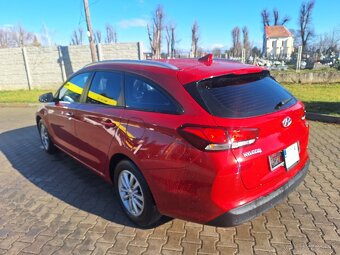 HYUNDAI I30 COMBI 1,4 BENZÍN ROK 2018 - 4