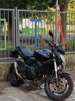 Honda Hornet 600 PC41 - 4