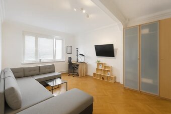 Priestranný, svetlý 2-izbový Plzenská ul. N. Mesto - 4
