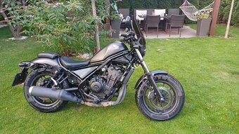 Štit na Honda Rebel 500 - 4