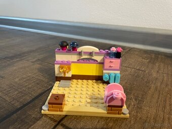 LEGO Friends 41057 - Heartlake Horse Show - 4
