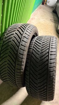 Predám 2x Celoročne pneumatiky 225/45 R17 - 4