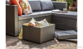 Rohová záhradná sedačka – ideálna na balkón aj menšiu terasu - 4