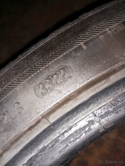 Zimné 235/40R19 Barum - 4