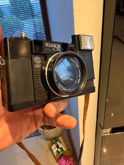Konica C35 AF - 4