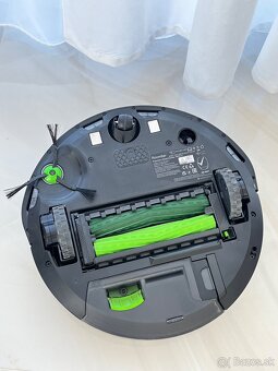 iRobot Roomba Combo i5+ s automatickou stanicou Clean Base - 4