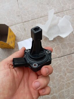Snímač stavu motorového oleja - 4