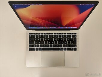 MacBook Pro 2017 | i5 • 16GB • 256GB SSD - 4