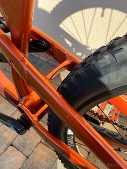 Predám bicykel Canyon Spectral 6 2022 AL Orange - 4