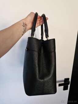 NOVA Michael Kors kozmeticka taska, cierno zlata kabelka - 4