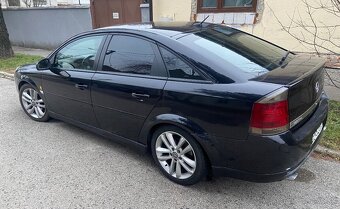 Vectra C GTS 1,9 110kw 6AT - 4