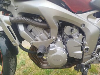 Yamaha fz6 N 2004 - 4