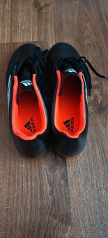 Adidas Predator halovky na futbal veľkosť EU 41 - 4