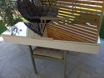 Skrinka - 4