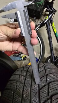 Zimne pneu Bridgestone 225/55 r17 RFT - 4