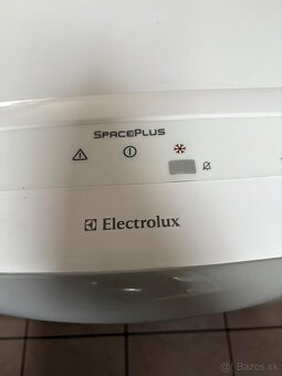 Mraznicka Elektrolux - 4