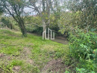 Veľký slnečný pozemok na rodinný dom aj záhradu 3000m2, Kapi - 4