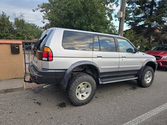 Mitsubishi pajero sport - 4