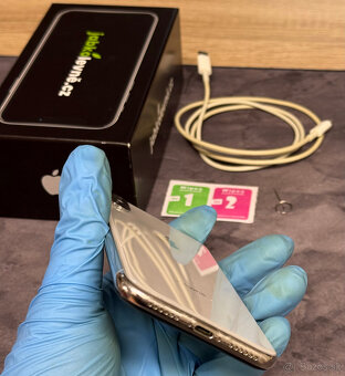 Apple iPhone X 64 GB Silver / nová batéria - 4