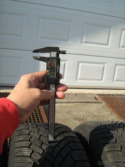 205/55 16 zimne continental - 4