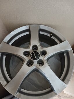 Predam letne pneu na SUV +disky - 4