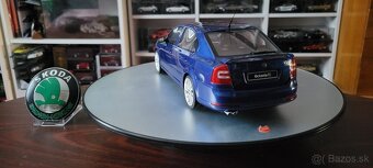 Predam model Skoda Octavia 2 RS 1:18 Otto - 4