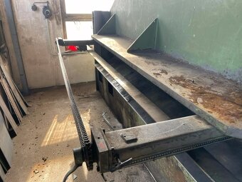 Použité tabulové nůžky NTE 3150/6,3 - 4