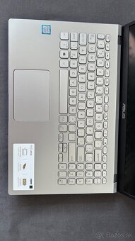 Notebook ASUS VivoBook - 4