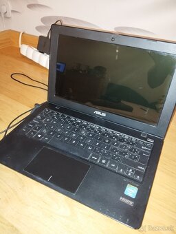Predám Notebook ASUS - 4