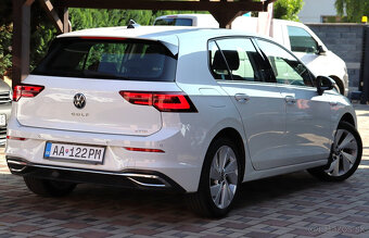 Volkswagen Golf 8 1.5 eTSI DSG Highline - 4