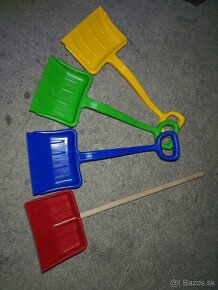 Boby bobi klzak lopatka lyze sanky operadlo - 4