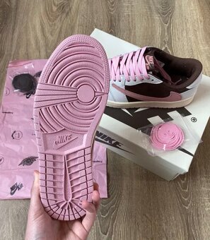 Nike Air Jordan x Travis Scott Cactus Jack Brown&Pink - 4