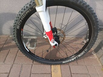 Kellys MOBSTER Carbon velkot (19.5") - 4