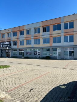 Obchodné priestory do prenájmu. - 4