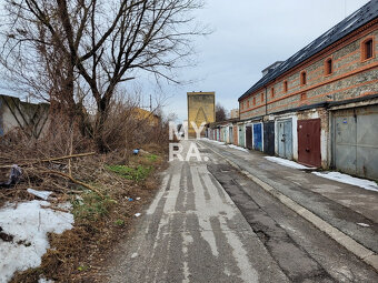 Garáž blízko Rezidencie Albelli - 4