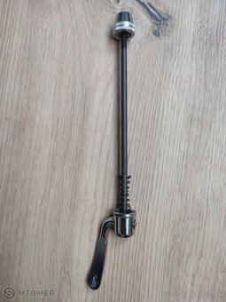 Saris (Magnus 2) M2 - 4