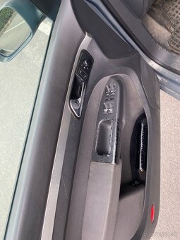 Volkswagen touran,2tdi,103kw - 4