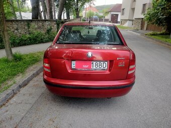 Škoda Fabia 1.4i 50kw M5 ROK 2003 - 4