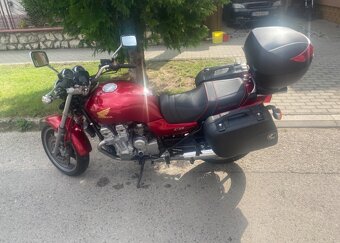 Honda CB750 - 4