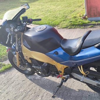 Suzuki rf 600 r - 4